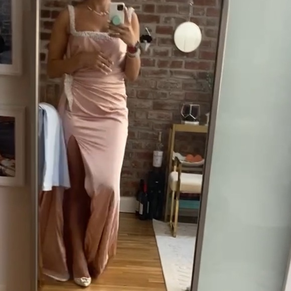 Custom Valdrin Sahiti Gown - Picture 10 of 11